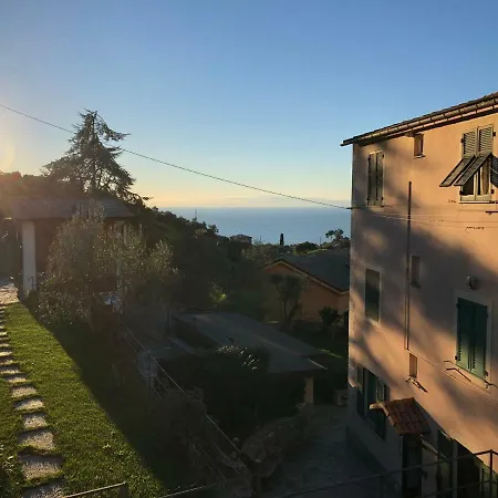 Liguria 66 Apartment